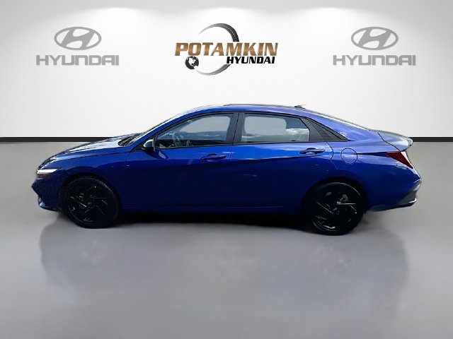 Certified 2026 Hyundai Elantra Sport FWD image 9