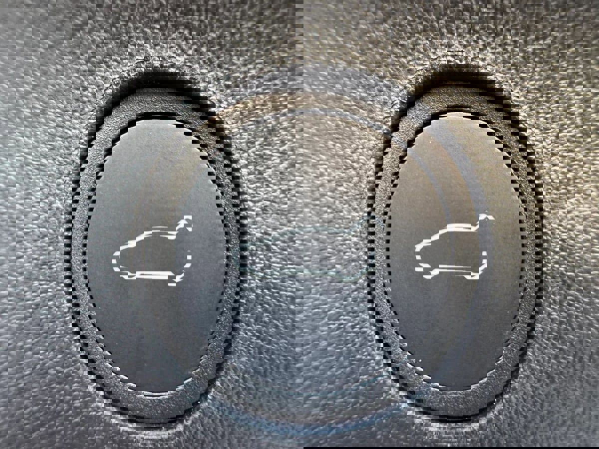 Used 2024 Tesla Model Y Long Range image 40