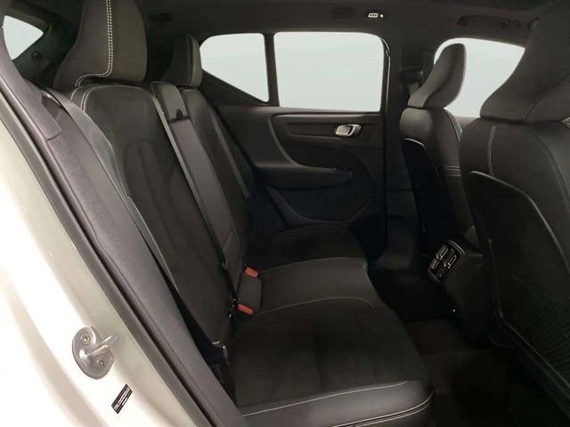 Used 2025 Volvo XC40 B5 Plus AWD/4WD image 73