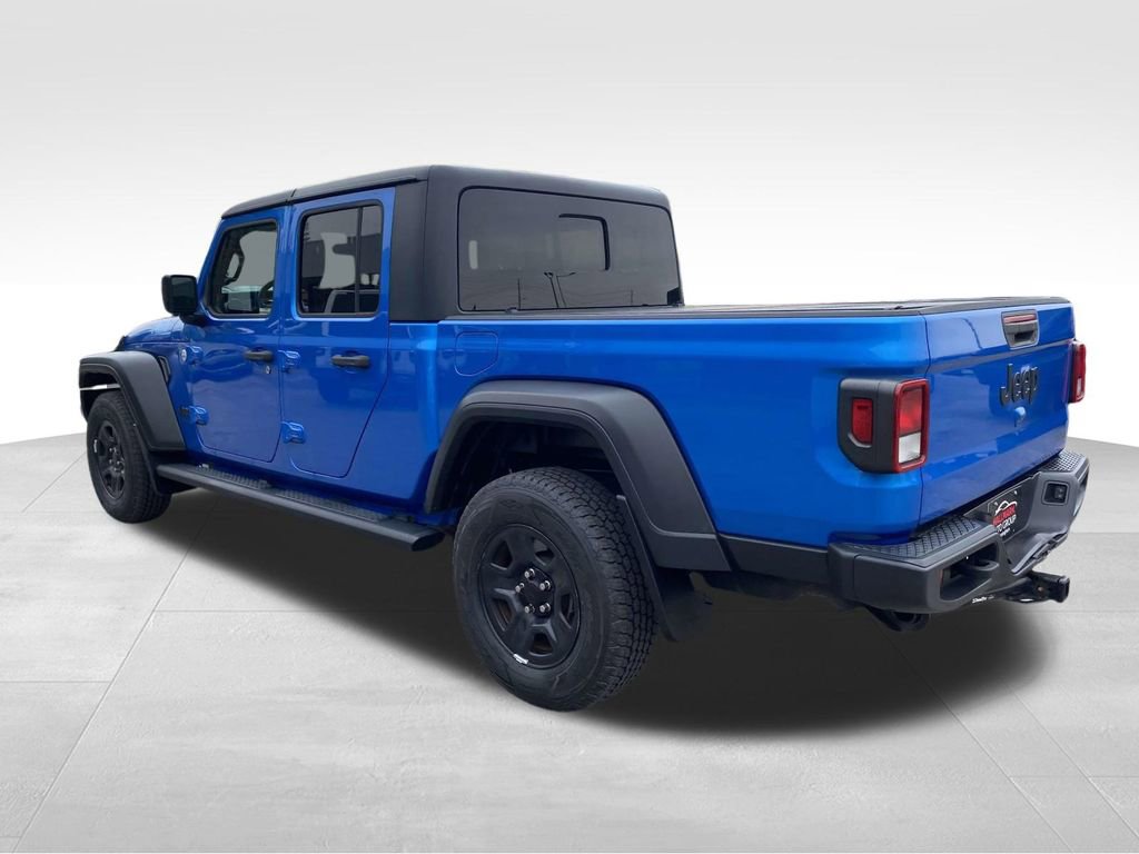 Used 2021 Jeep Gladiator Sport image 4