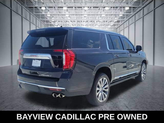 Used 2022 GMC Yukon XL Denali AWD/4WD image 5