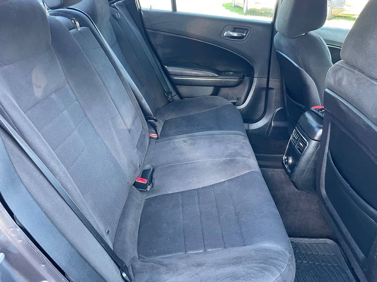 Used 2014 Dodge Charger SE w/ Sport Appearance Group RWD image 12
