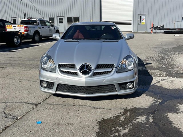 Used 2011 Mercedes-Benz SLK 300 image 8