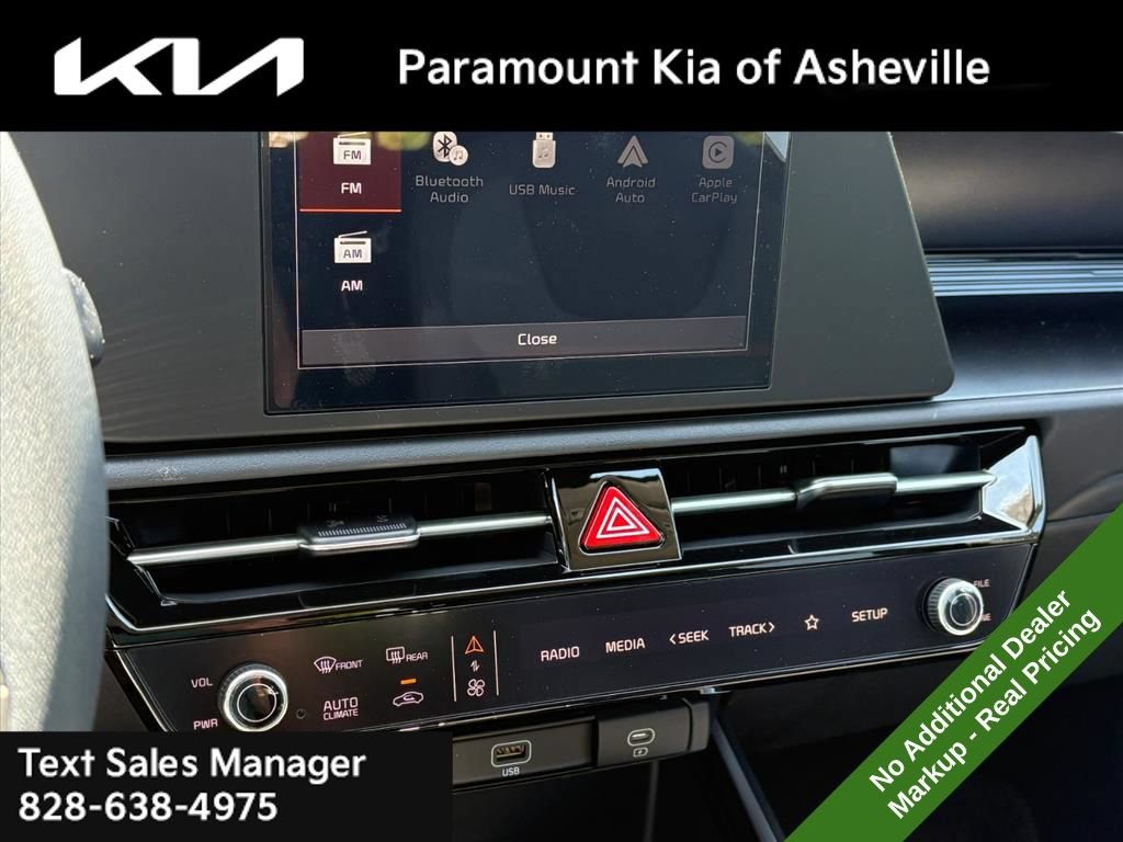 New 2026 Kia Niro LX FWD image 11