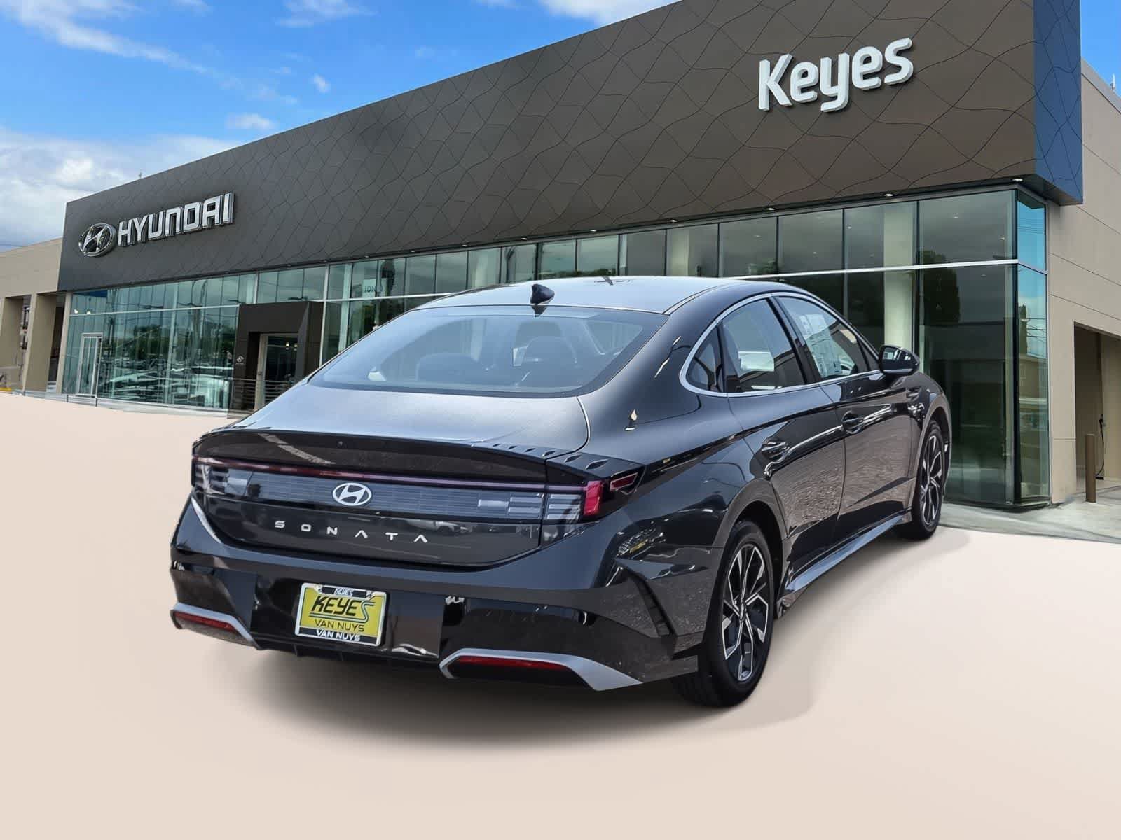 Certified 2024 Hyundai Sonata SEL FWD image 4