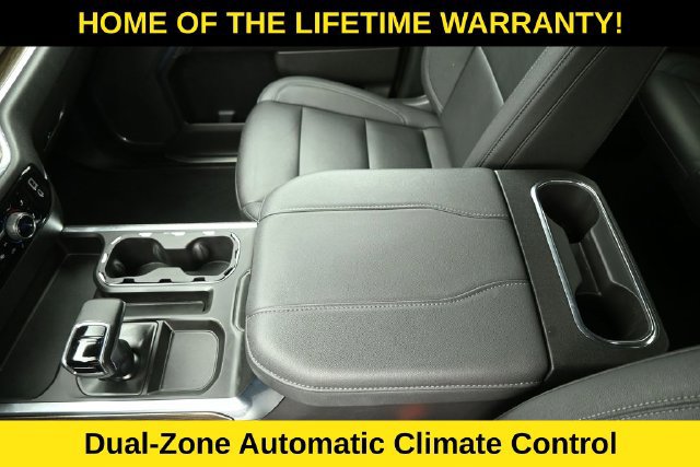 Used 2024 Chevrolet Silverado 1500 LT Trail Boss w/ Convenience Package II AWD/4WD image 29