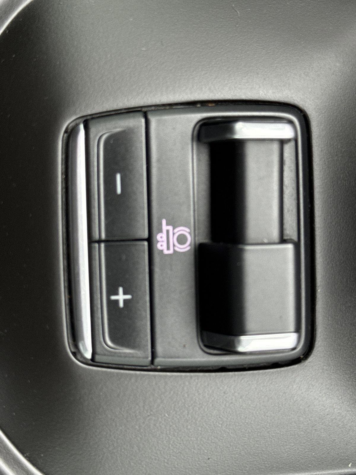 Used 2024 GMC Sierra 1500 AT4 w/ Technology Package image 20