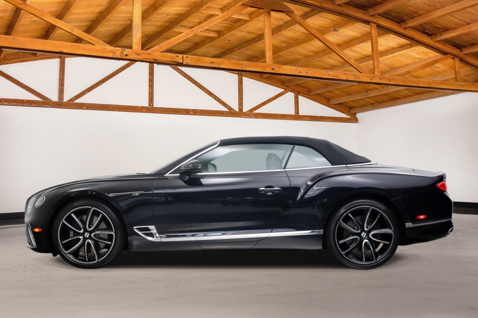 Used 2020 Bentley Continental GT V8 AWD/4WD image 3