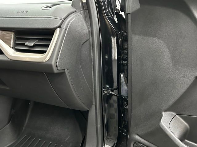 Used 2023 GMC Terrain Denali image 33