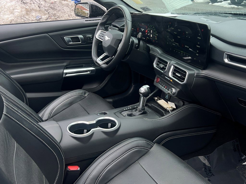 Used 2024 Ford Mustang GT Premium image 13