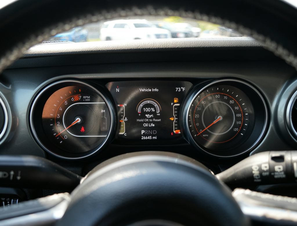 Used 2021 Jeep Wrangler Unlimited Sahara AWD/4WD image 12