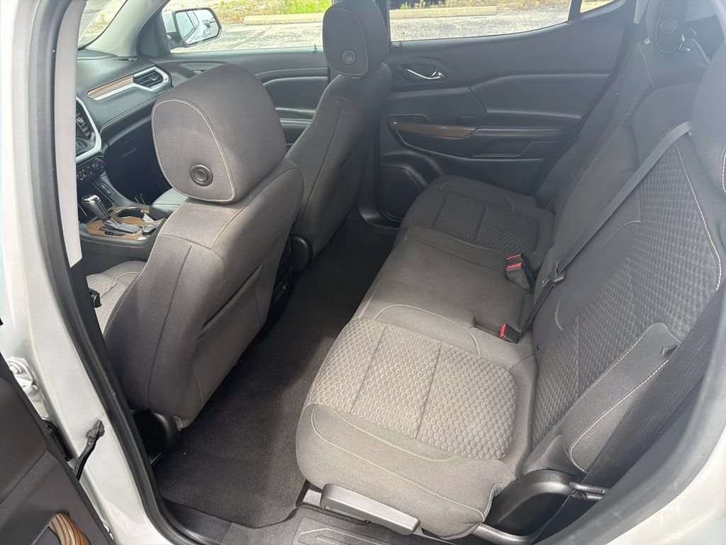 Used 2019 GMC Acadia SLE FWD image 12
