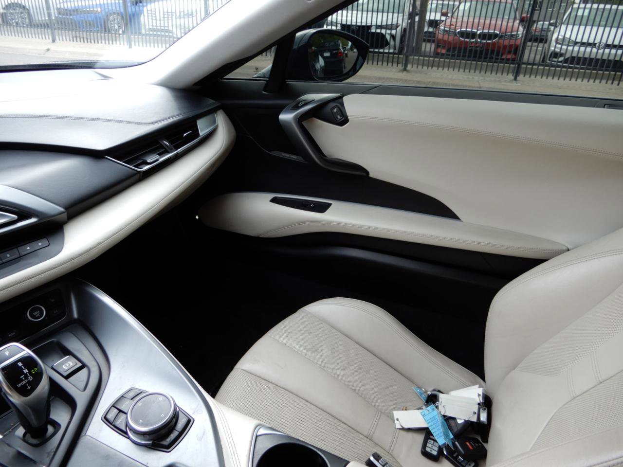 Used 2016 BMW i8 AWD/4WD image 16
