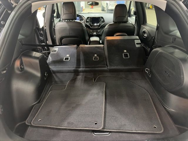 Used 2020 Jeep Cherokee Limited AWD/4WD image 15