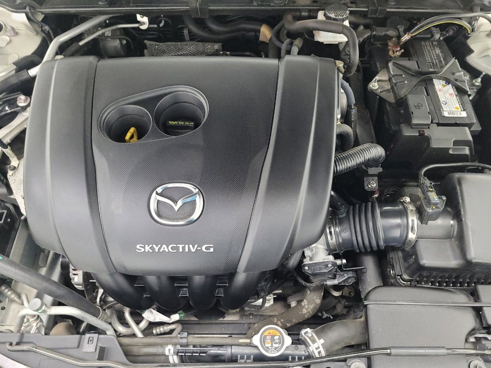 Used 2019 MAZDA MAZDA3 Sedan w/ Preferred Package image 30