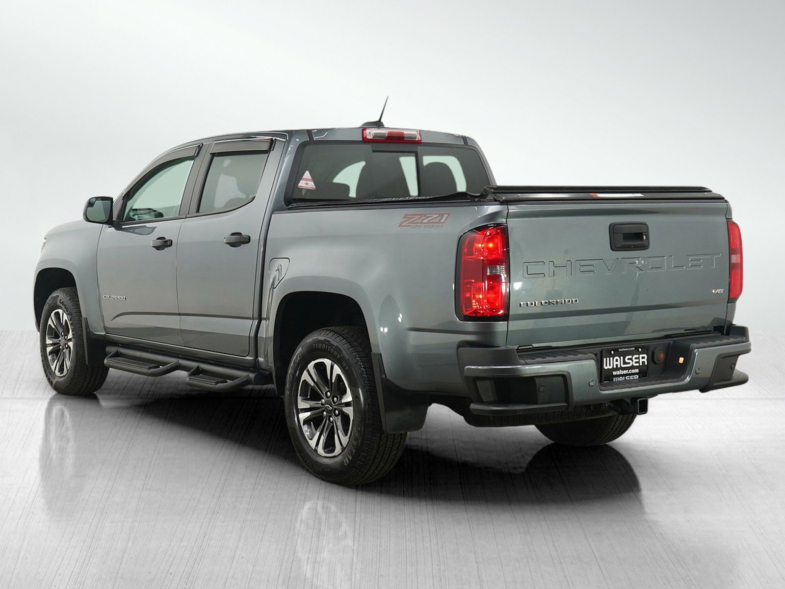 Used 2022 Chevrolet Colorado Z71 w/ Safety Package image 3