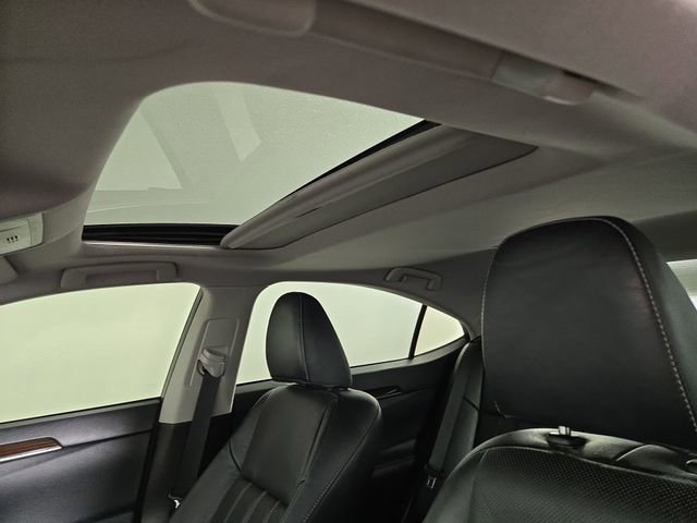 Used 2017 Lexus ES 350 w/ Luxury Package image 32