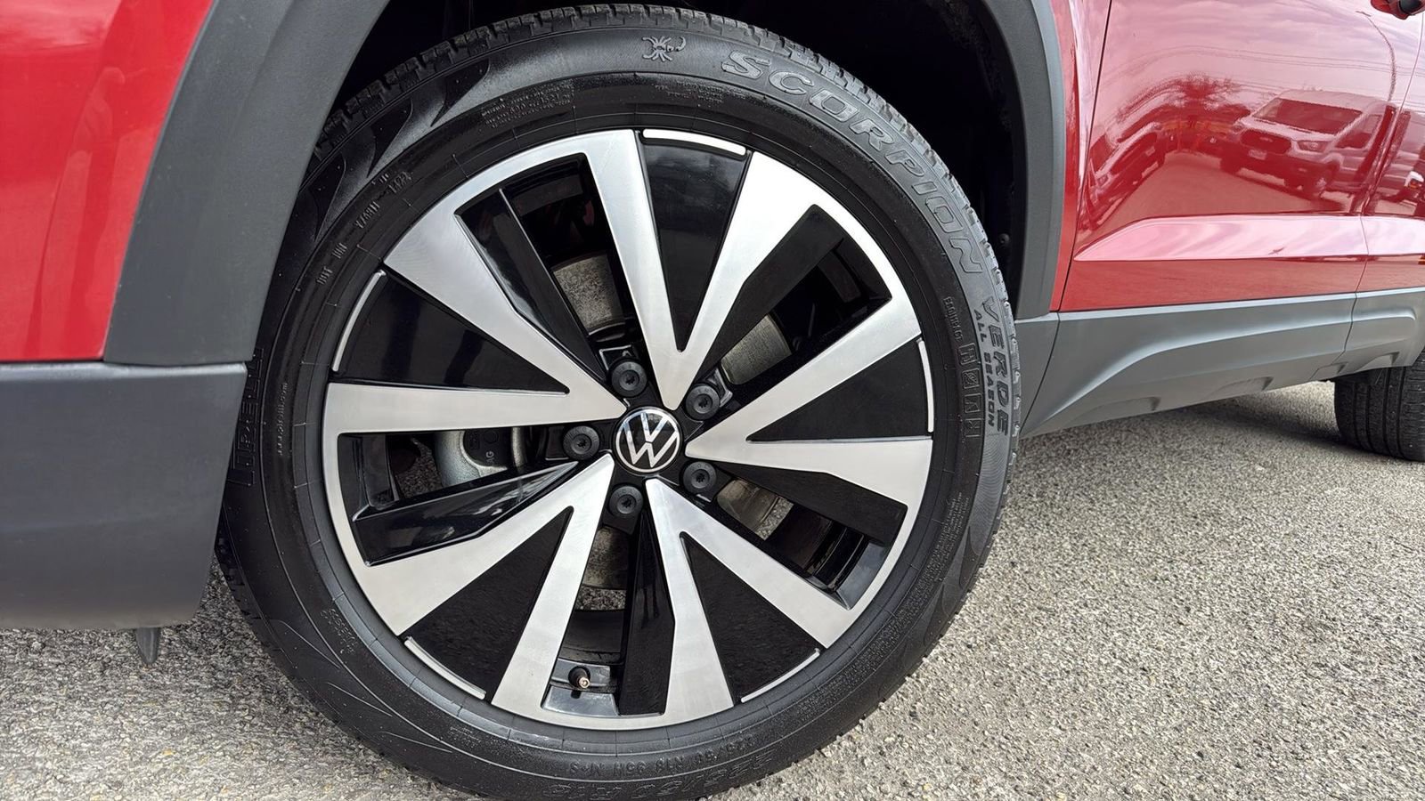 Used 2022 Volkswagen Taos SE image 9