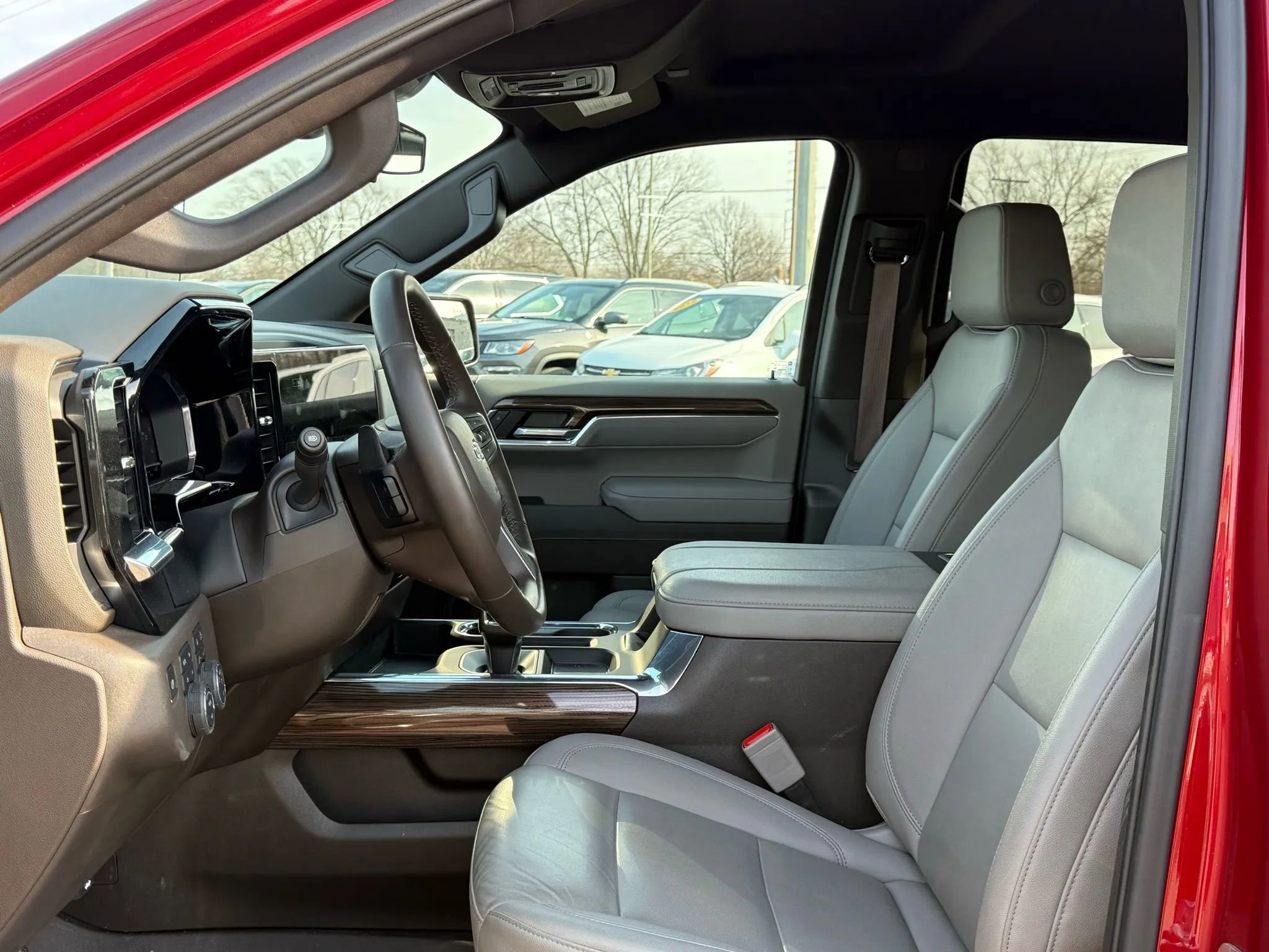 Used 2025 Chevrolet Silverado 1500 RST image 38