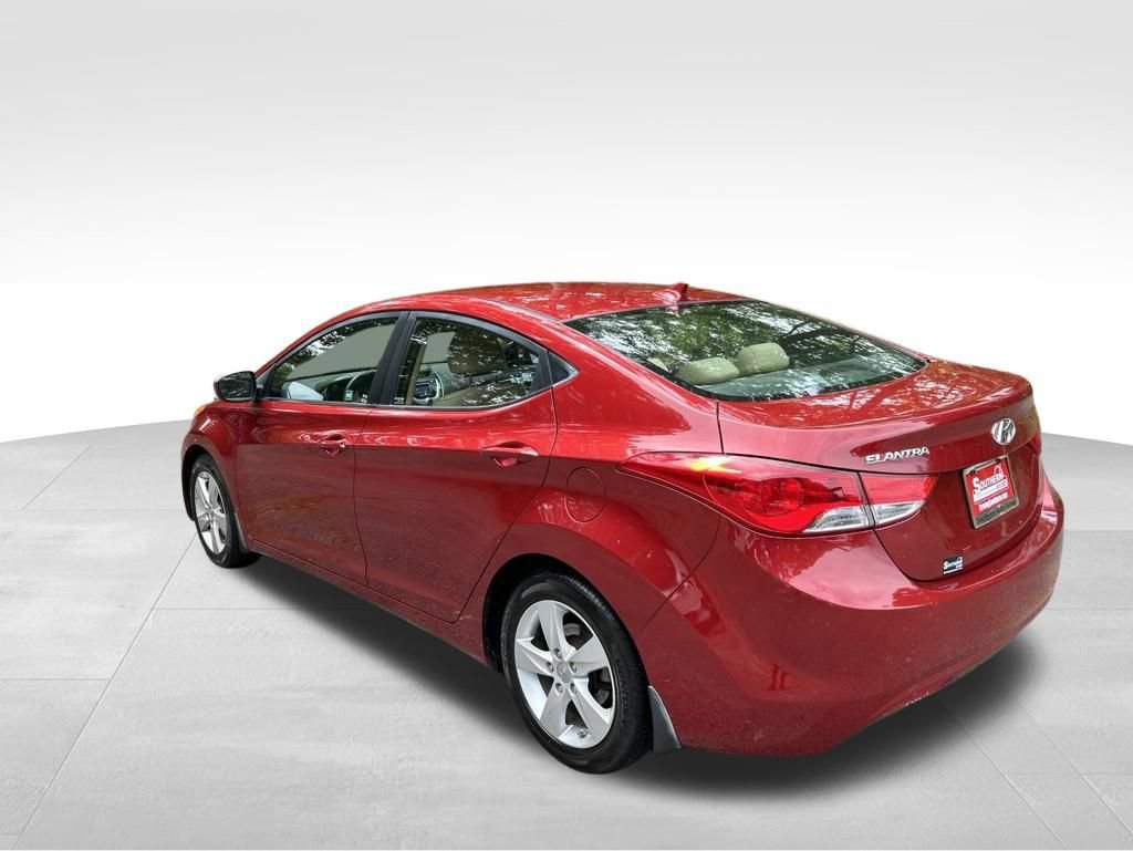 Used 2012 Hyundai Elantra GLS w/ Preferred Pkg 3 FWD image 3