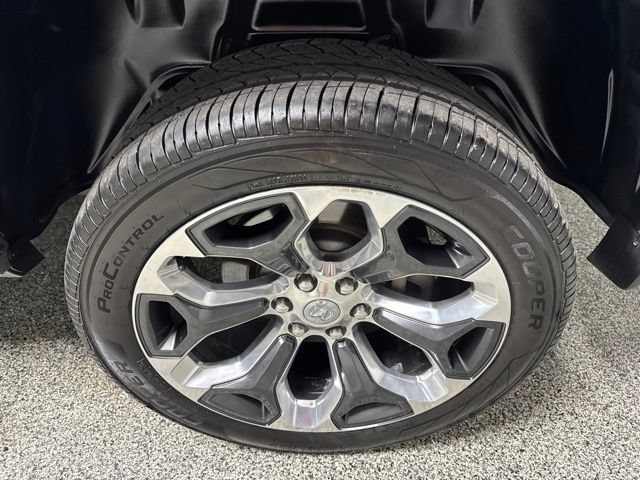 Used 2019 RAM 1500 Limited w/ Advanced Safety Group AWD/4WD image 18