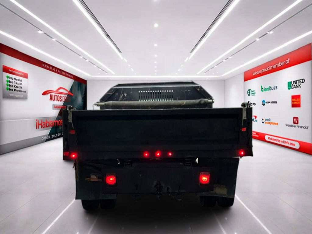 Used 2015 Ford F550 2WD Regular Cab Super Duty image 6