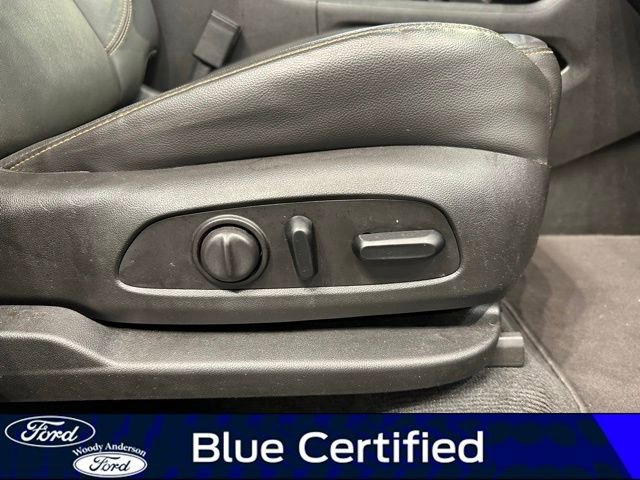 Used 2021 Chevrolet Traverse RS image 28