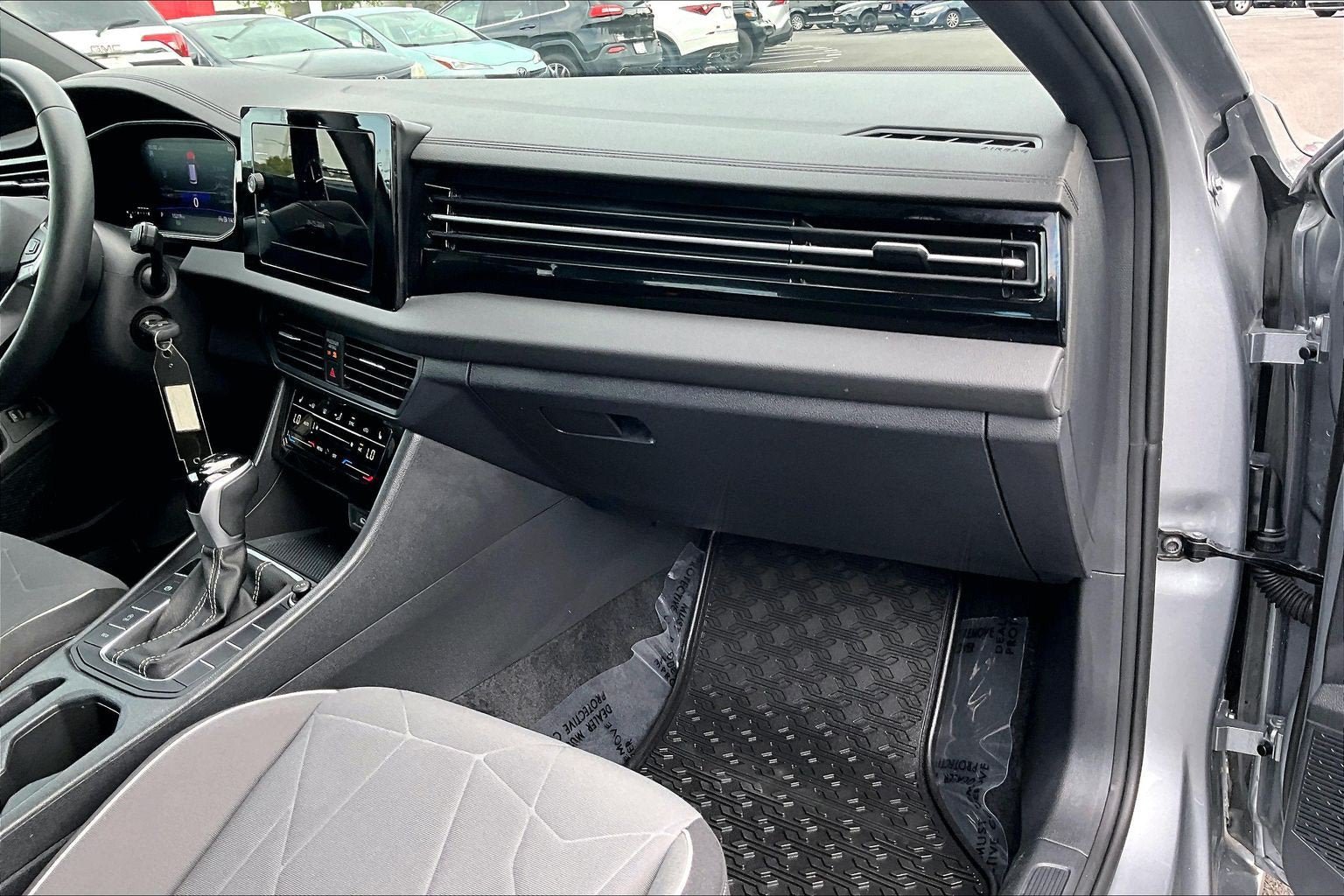Used 2025 Volkswagen Jetta Sport FWD image 14