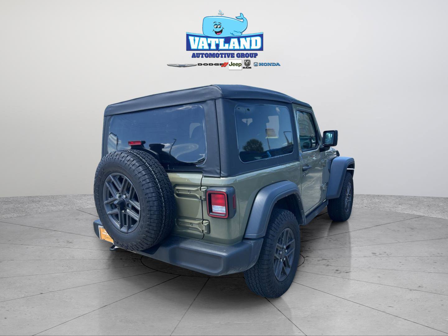 Certified 2025 Jeep Wrangler Sport AWD/4WD image 5