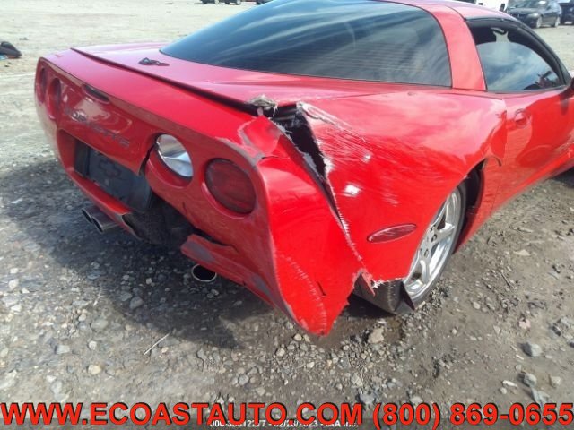 Used 2000 Chevrolet Corvette Coupe w/ Performance Handling Pkg RWD image 5