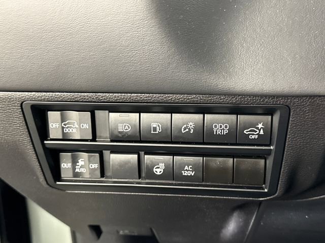 Used 2024 Toyota Sequoia Platinum image 33