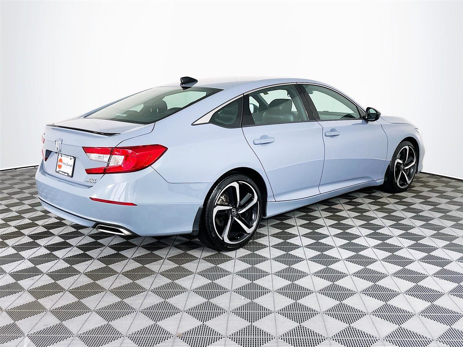 Used 2021 Honda Accord Sport image 11