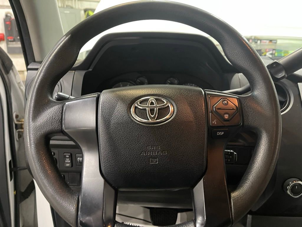 Used 2015 Toyota Tundra SR image 9
