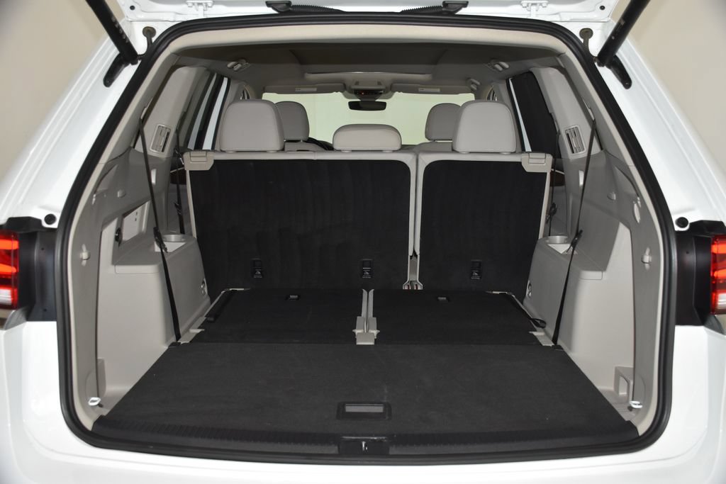 Used 2025 Volkswagen Atlas SE FWD image 34