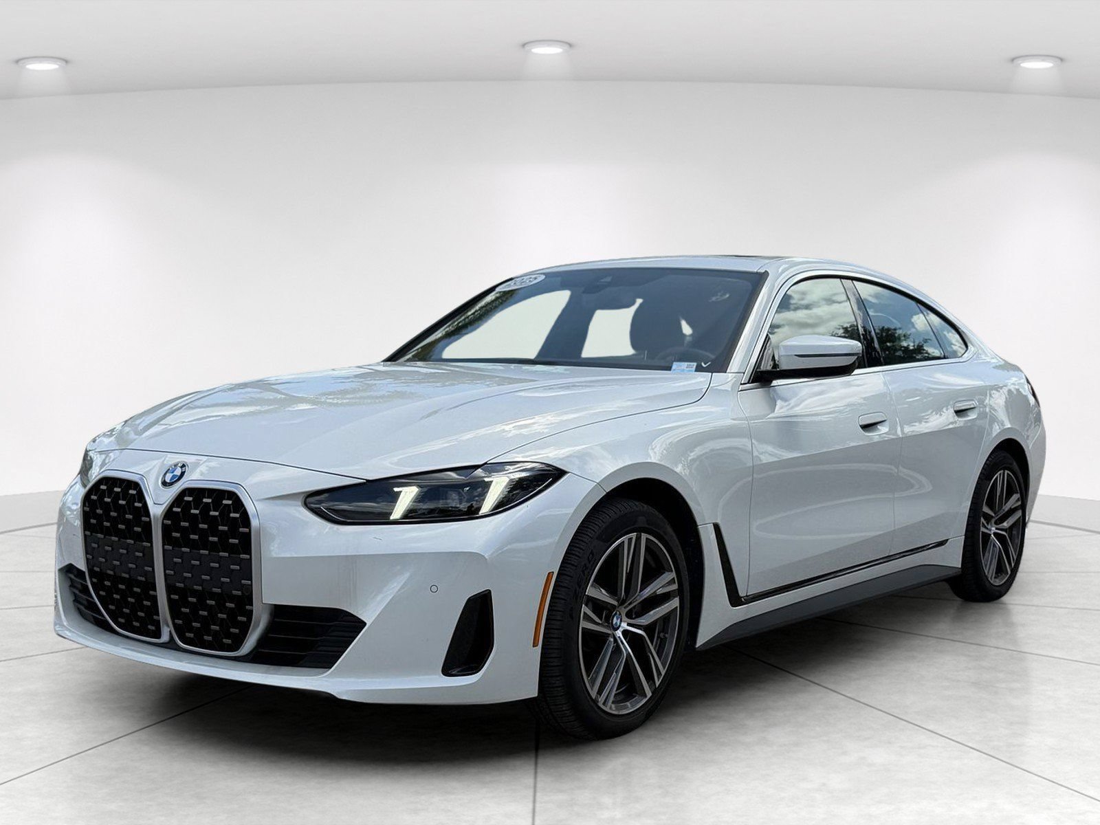 Used 2025 BMW 430i xDrive w/ Premium Package AWD/4WD image 7