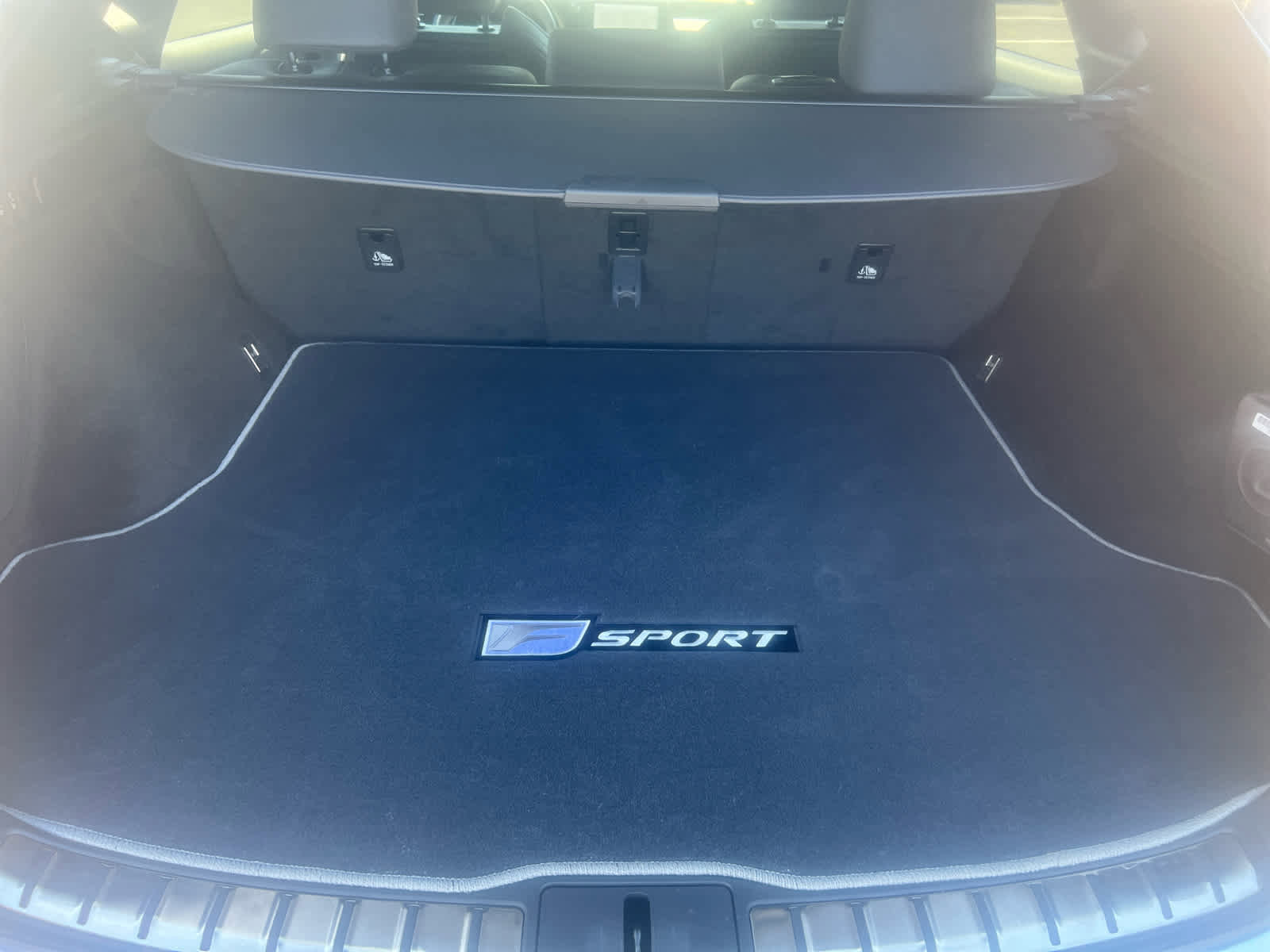 Used 2023 Lexus RX 500h F Sport w/ Accessory Package (Z1) image 10