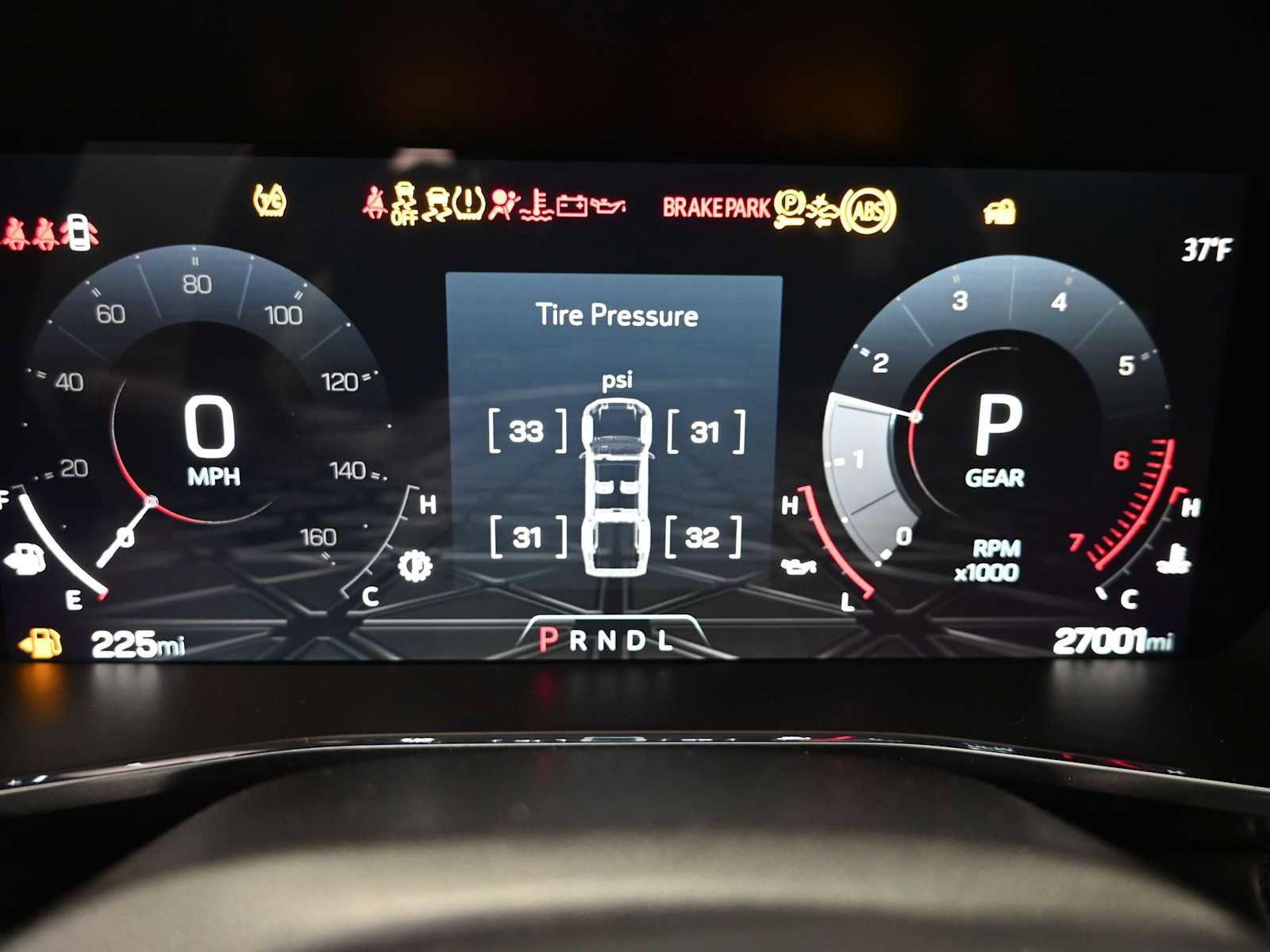 Used 2024 GMC Canyon Elevation w/ Convenience Package image 17