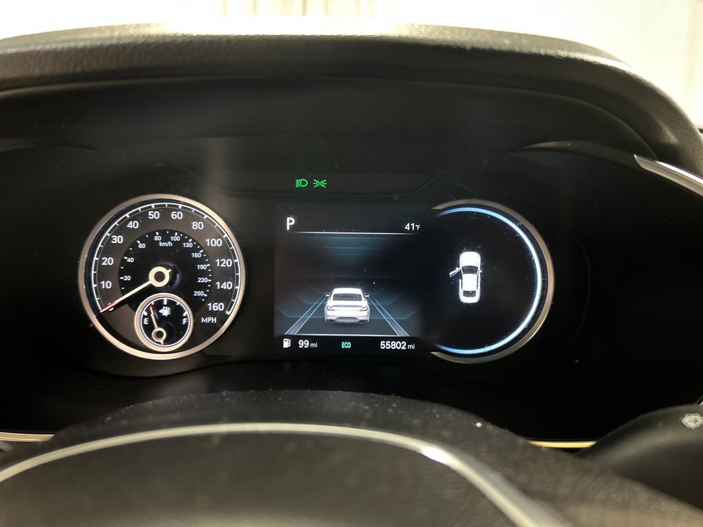 Used 2022 Genesis G70 2.0T image 14