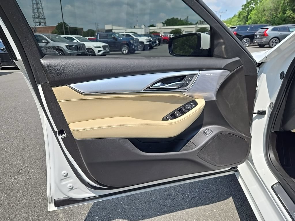 Used 2023 Cadillac CT5 Luxury w/ Sun And Sound Package AWD/4WD image 13