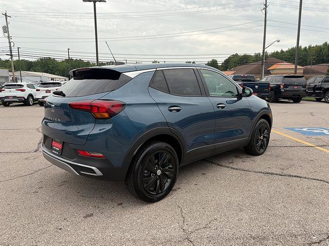 Used 2024 Buick Encore GX Preferred AWD/4WD image 6