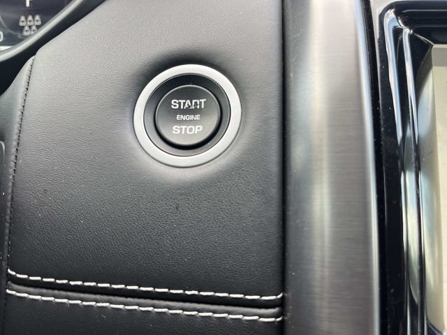 Used 2018 Land Rover Discovery HSE AWD/4WD image 45