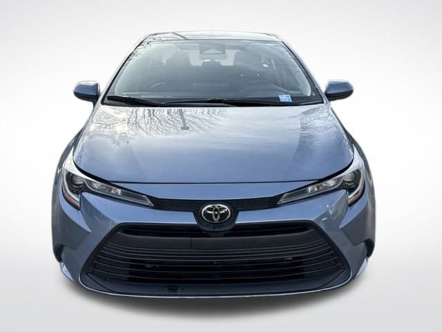 Used 2024 Toyota Corolla LE image 9