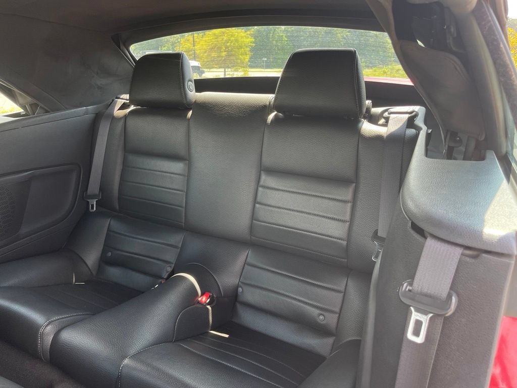 Used 2011 Ford Mustang Premium w/ 202A Rapid Spec Order Code RWD image 30