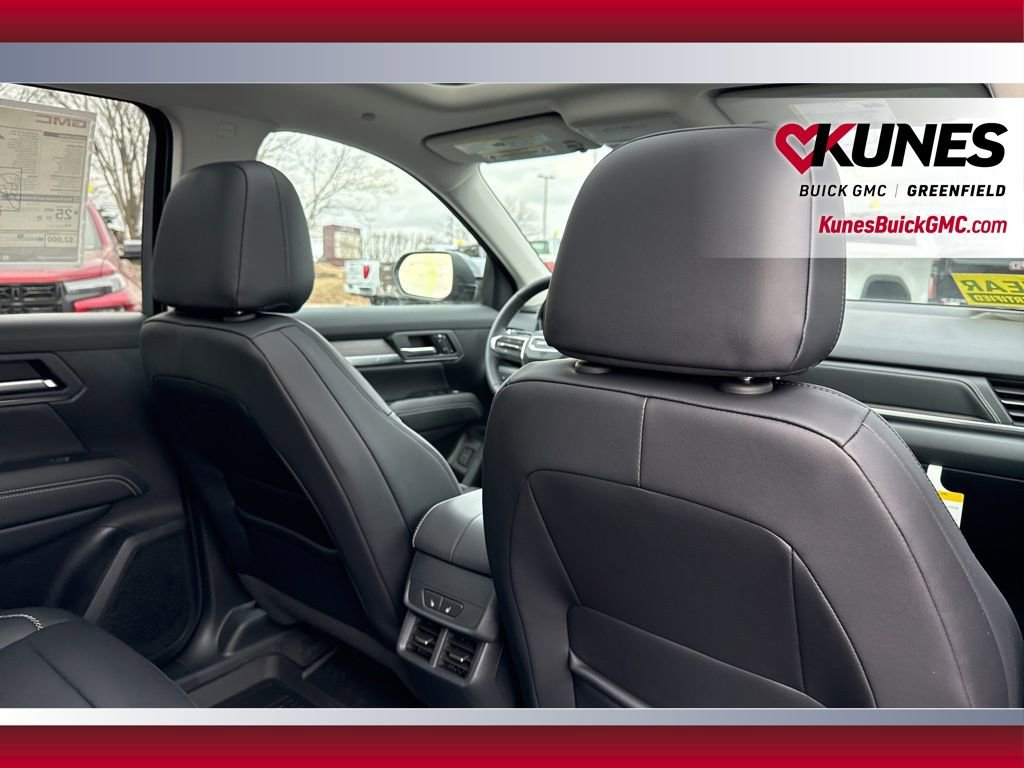 New 2026 GMC Terrain Denali w/ LPO, Floor Liner Package image 35