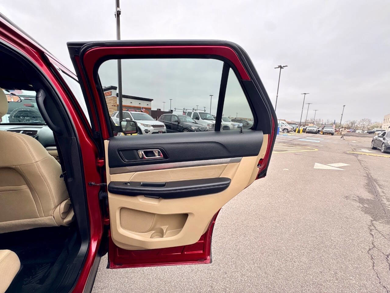Used 2017 Ford Explorer 4WD image 37