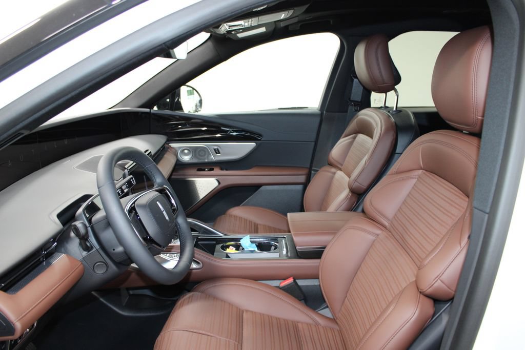 New 2026 Lincoln Nautilus Reserve AWD/4WD image 21