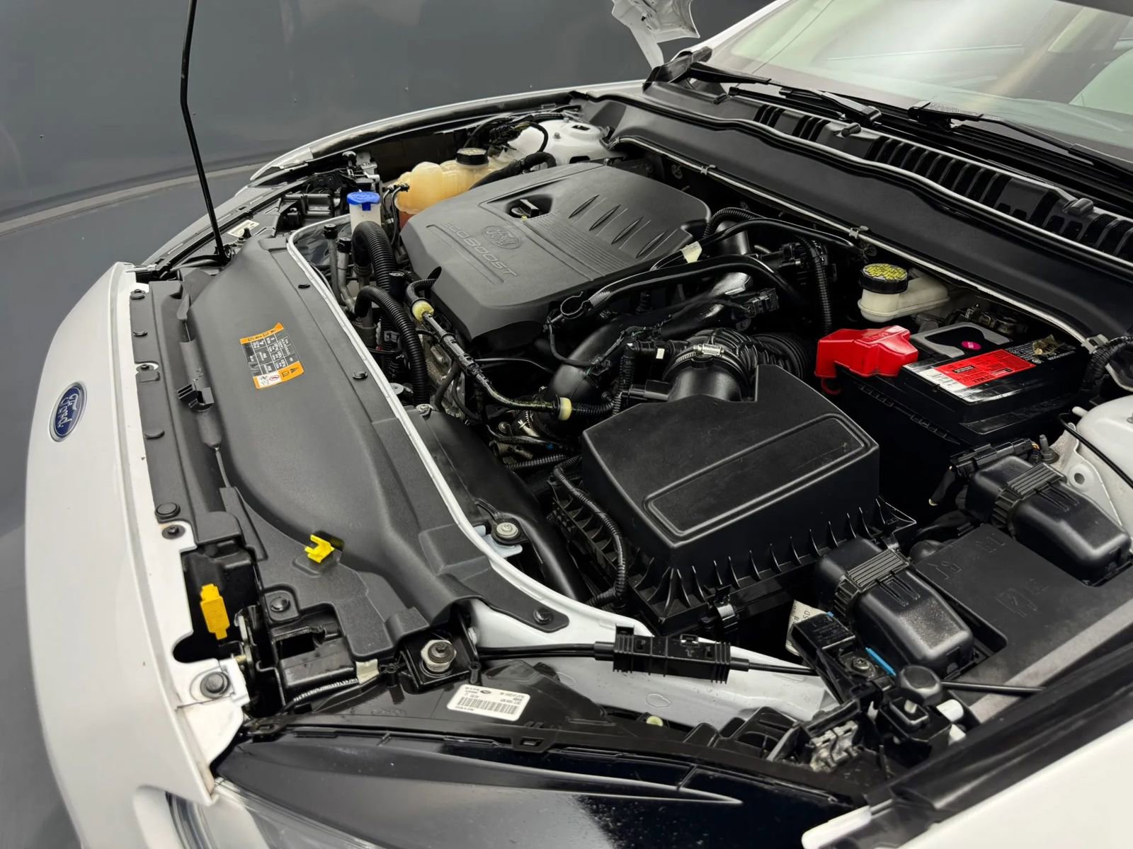 Used 2016 Ford Fusion SE image 26