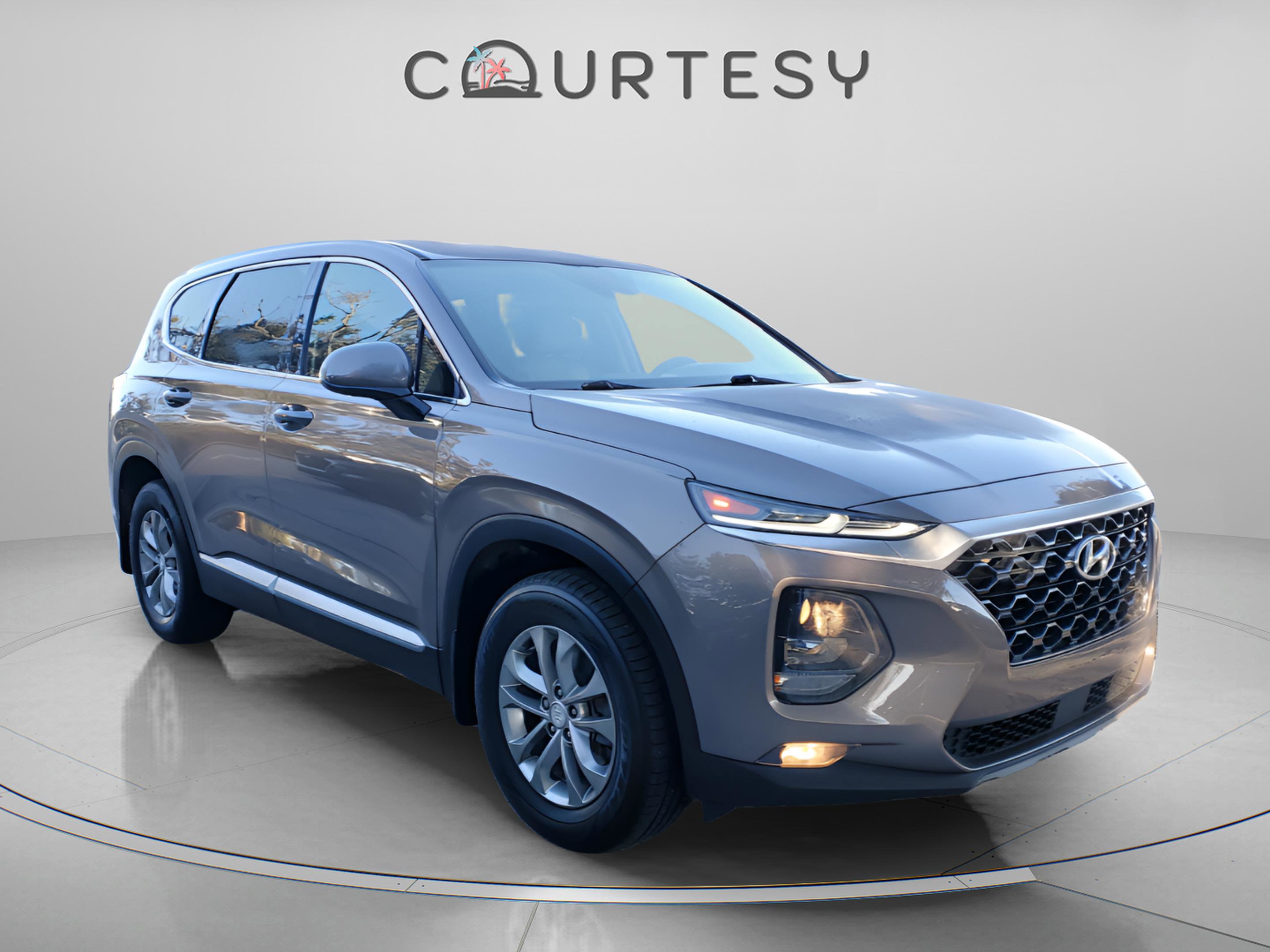 Used 2019 Hyundai Santa Fe SEL image 6