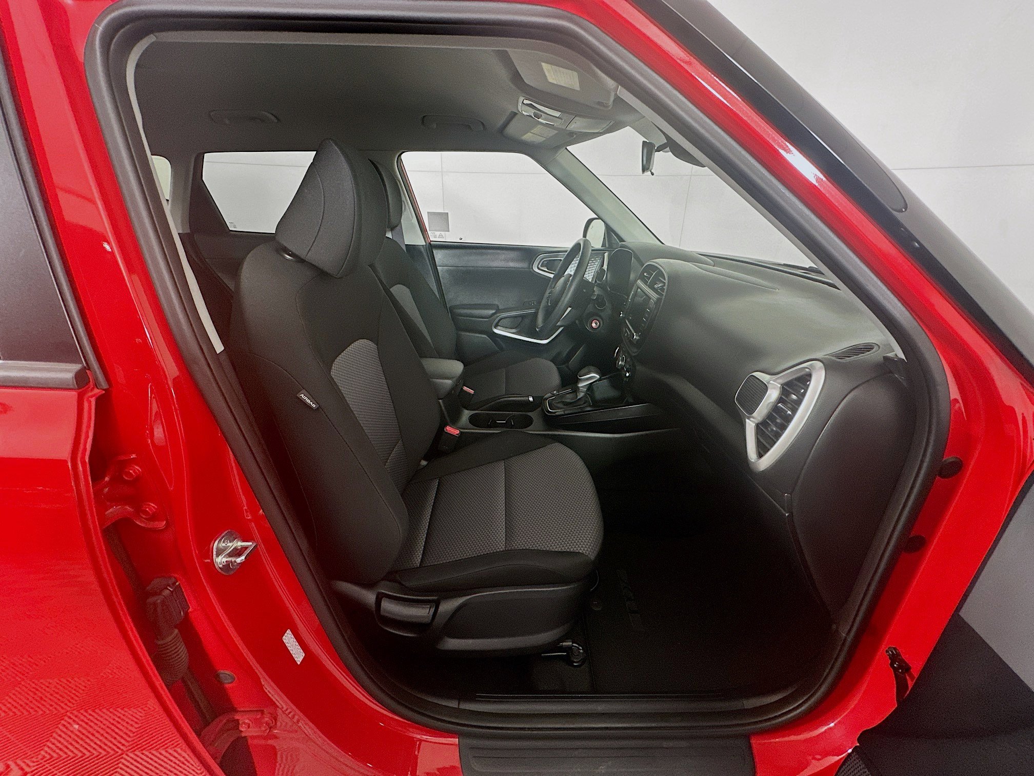 Used 2024 Kia Soul LX w/ Option Group 015 image 29