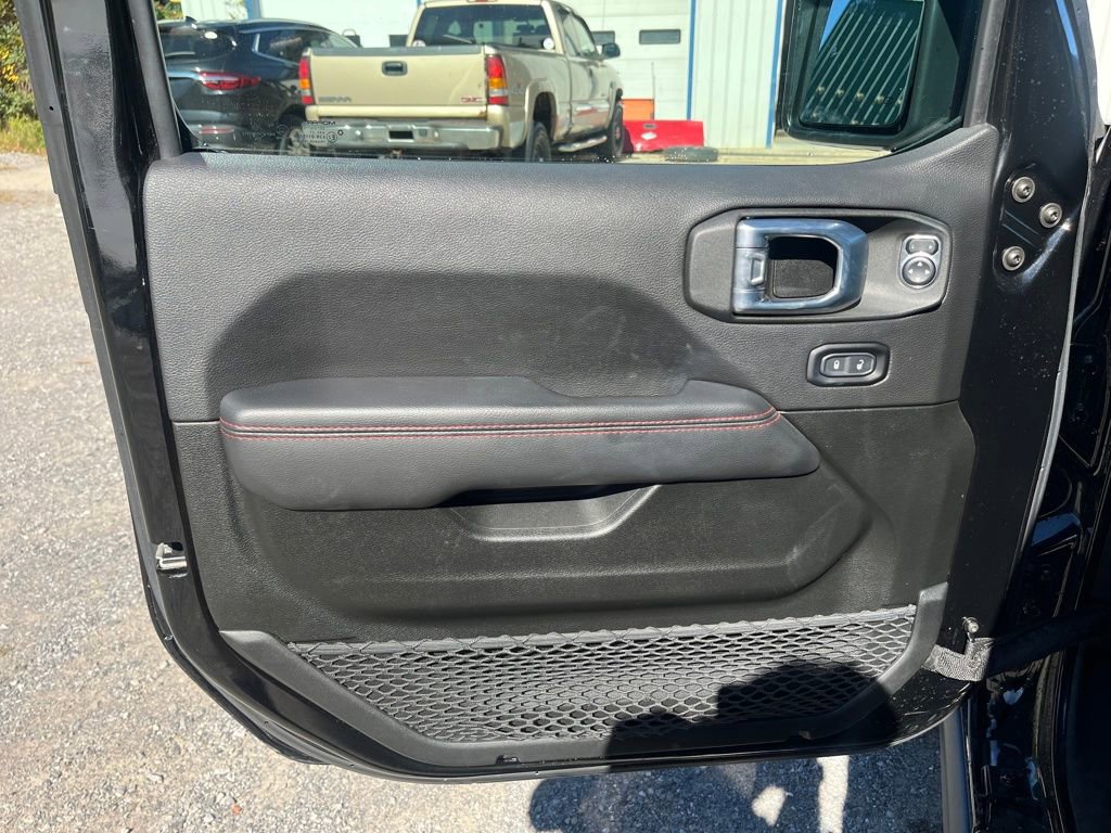 Used 2022 Jeep Gladiator Rubicon image 12